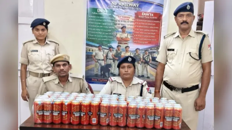 बारसोई रेलवे स्टेशन पर 39.5 लीटर विदेशी शराब बरामद, तस्कर फरार